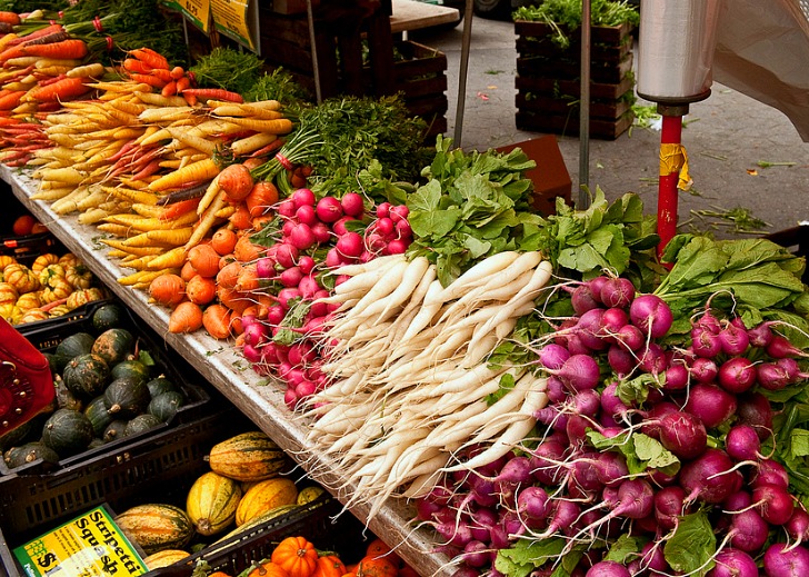 Pijaca.... - Page 2 Greenmarket-fall-veggies