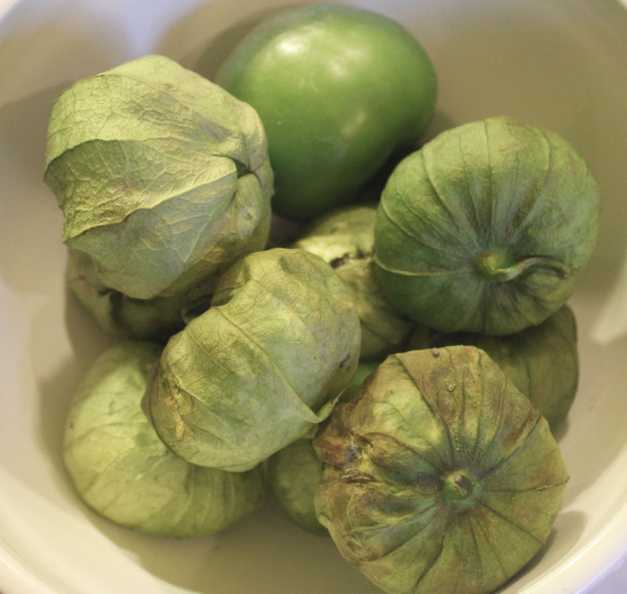 Tomatillo Guacamole