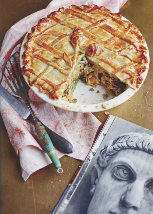 wc-Cappelletti-Pasta-Cake-with-Cream,-Ham,-Liver-and-Peas