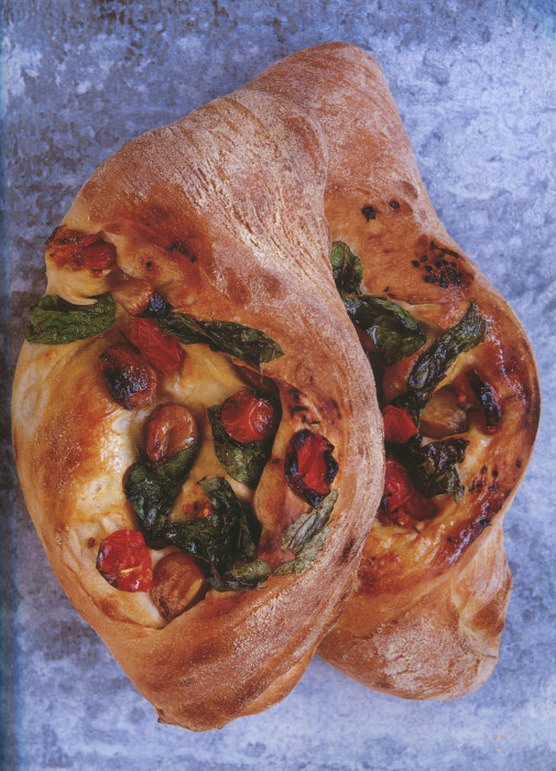 wc-tomato-garlic-and-basil-bread