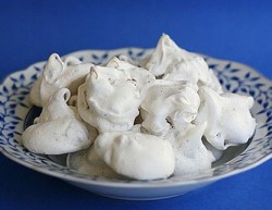 Pecan Meringue Cookies